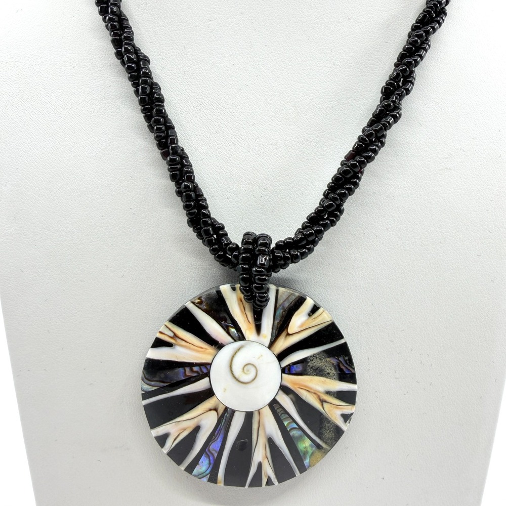 Y2K Shell Pendant Necklace Black Seed Bead Boho Coastal Jewelry